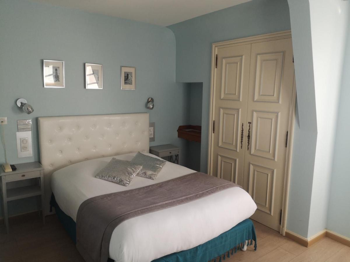 Hotel Les Deux Magots مدينة لا روش بيرنارد المظهر الخارجي الصورة