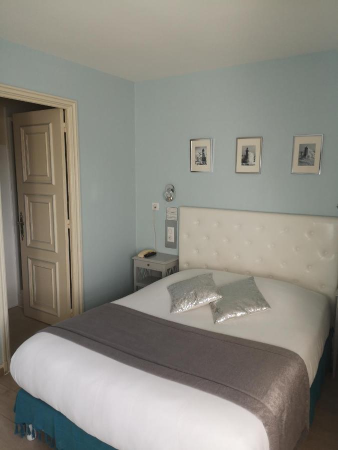 Hotel Les Deux Magots مدينة لا روش بيرنارد المظهر الخارجي الصورة