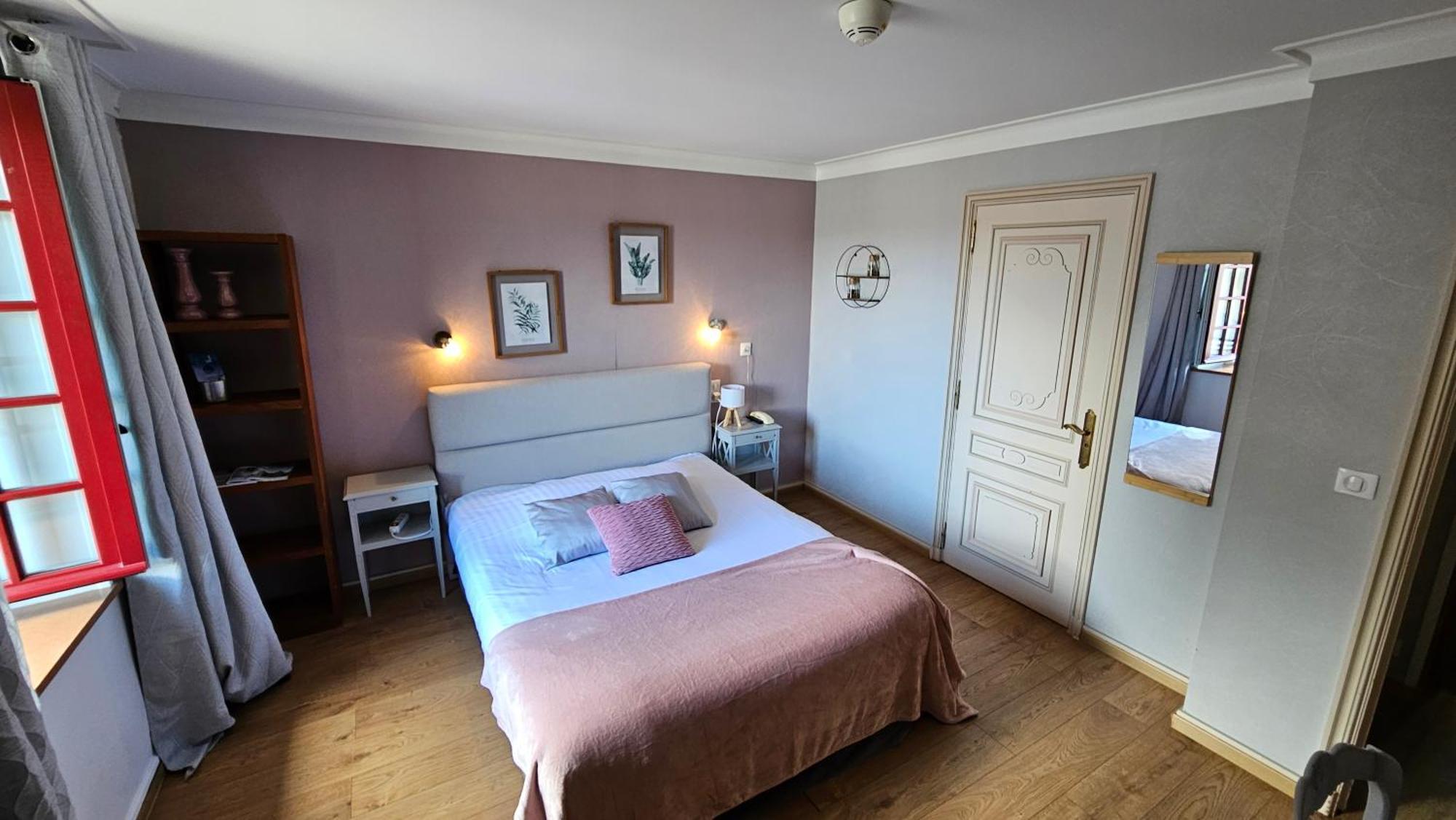 Hotel Les Deux Magots مدينة لا روش بيرنارد المظهر الخارجي الصورة