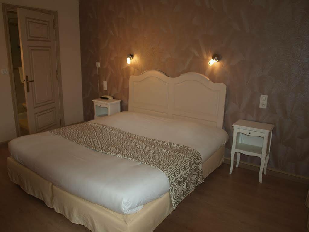 Hotel Les Deux Magots مدينة لا روش بيرنارد المظهر الخارجي الصورة